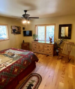 Inspiration Point: Guest Room 1 (2) Inspiration Point: Guest Room 1 (2)